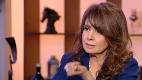 المطربة حنان