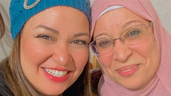 ويزو ووالدتها 