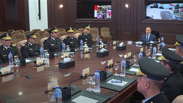 اجتماع وزير الداخلية