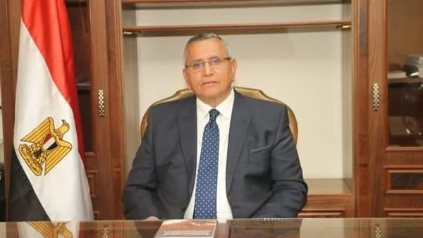 الدكتور عبدالسند