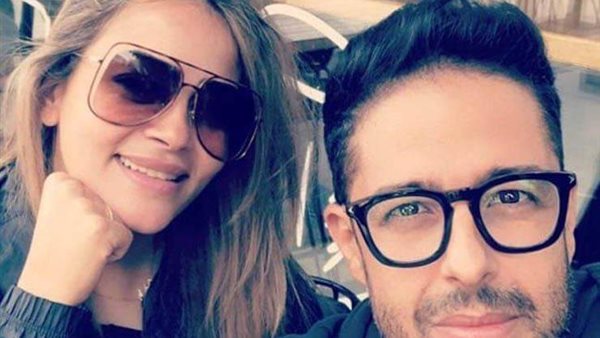 محمد حماقي وزوجته