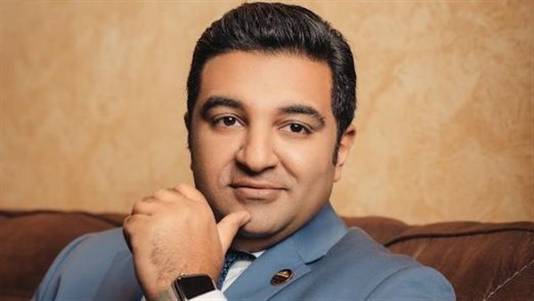 النائب محمود عصام