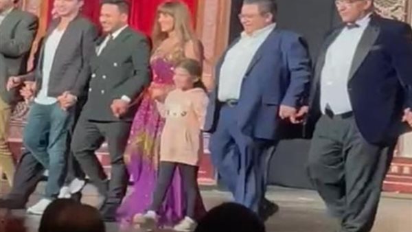 دنيا سمير غانم وابنتها