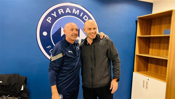 جونياس وباتشيكو 