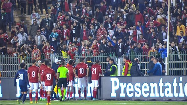 جانب من الحدث 