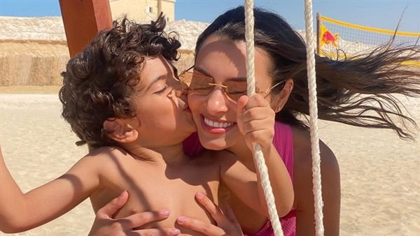 كارمن سليمان ونجلها