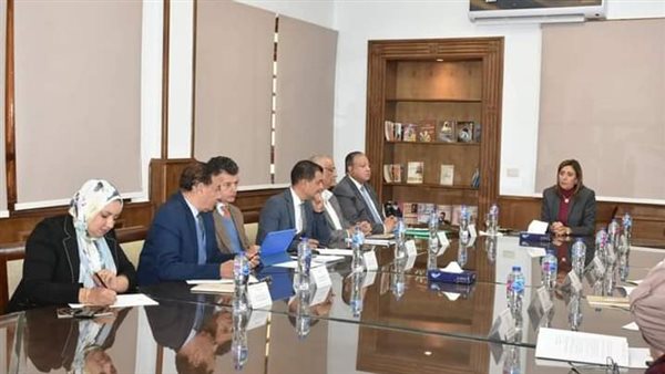 وزيرة الثقافة 