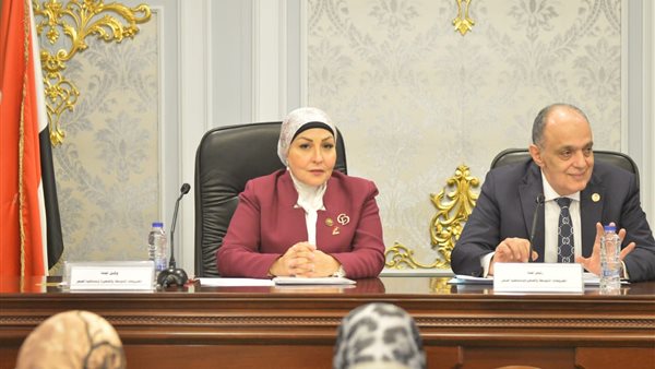 الدكتورة هالة أبو