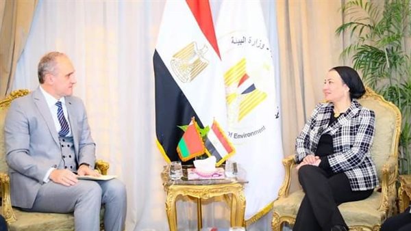 وزيرة البيئة 