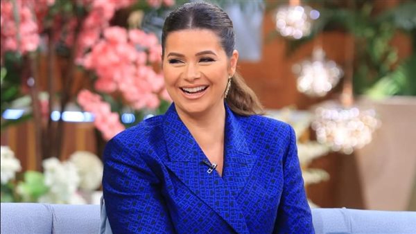 يسرا اللوزي 