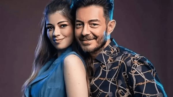 ليلى أحمد زاهر ووالدها