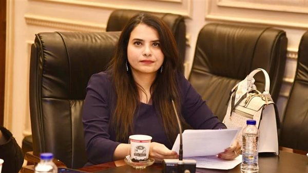  النائبة سحر البزار