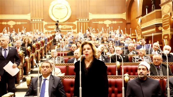 السفيرة مشيرة خطاب