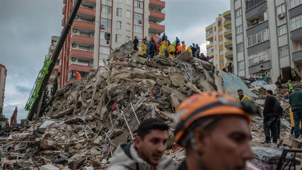 آثار الزلزال فى تركيا