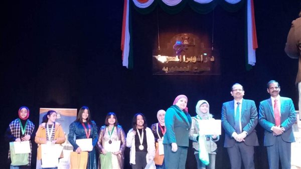 المسابقة الفنية لمحات