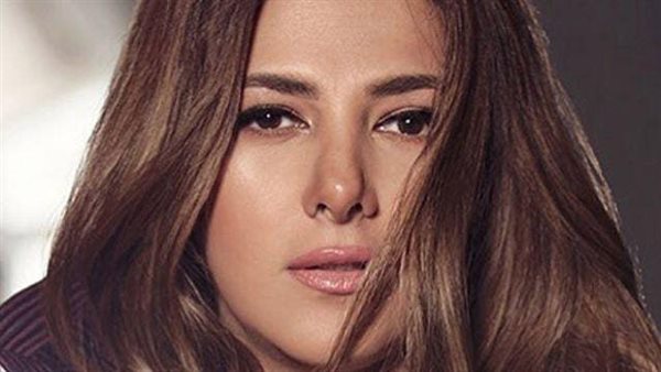 دنيا سمير غانم 