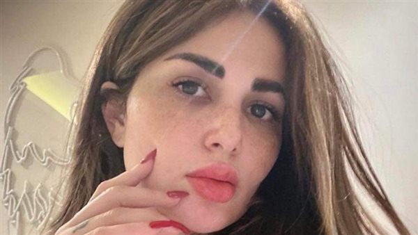 نادية الكامل 