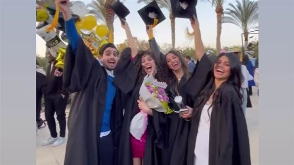 تيام قمر ومايان السيد