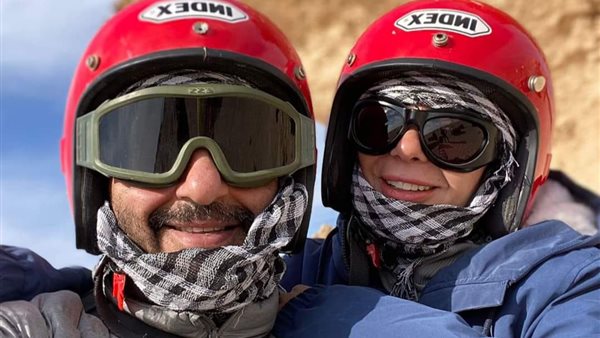 أحمد حلمي ومنى زكي