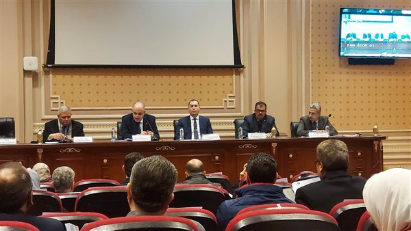  لجنة المشروعات الصغيرة