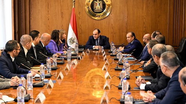 وزير التجارة والصناعة