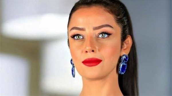 رضوى الشربيني 