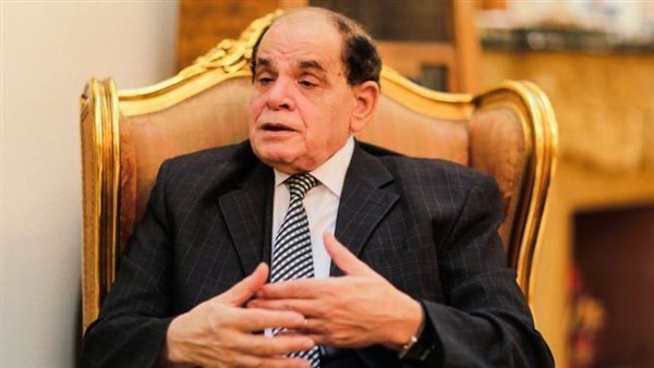 الدكتور صلاح فوزي