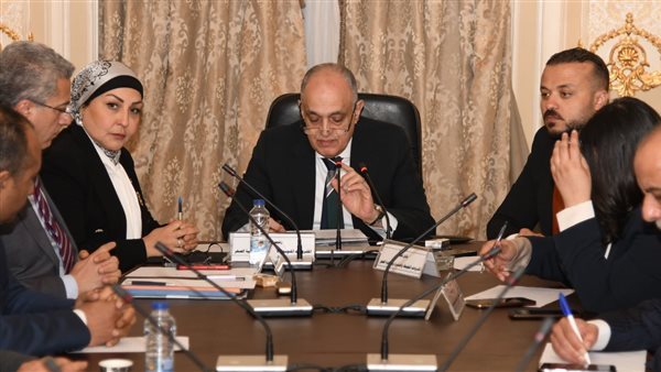 لجنة المشروعات الصغيرة