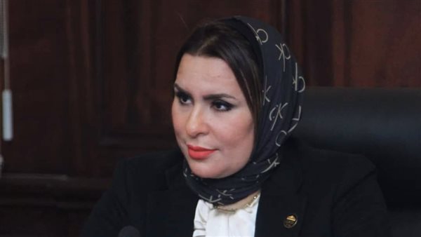 الدكتور نيفين الكاتب