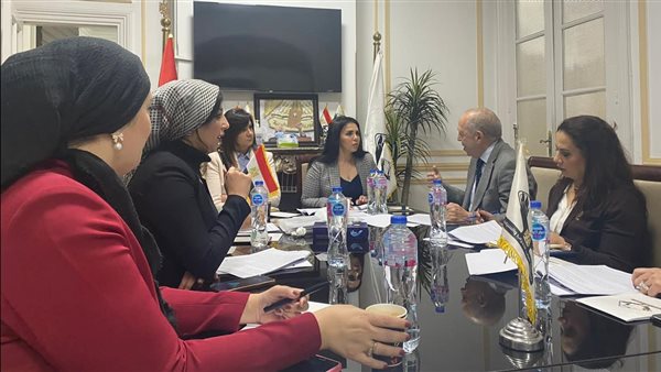 جلسة نقاشية 