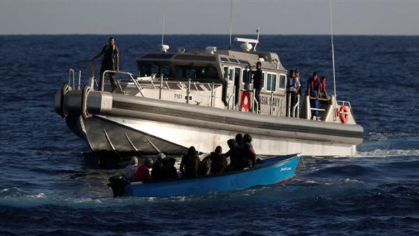 مهاجرين قبالة سواحل