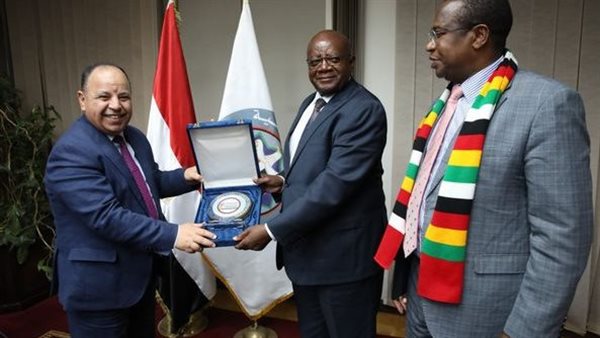 وزير المالية 