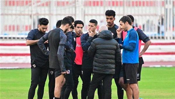 فيريرا مع لاعبي الزمالك
