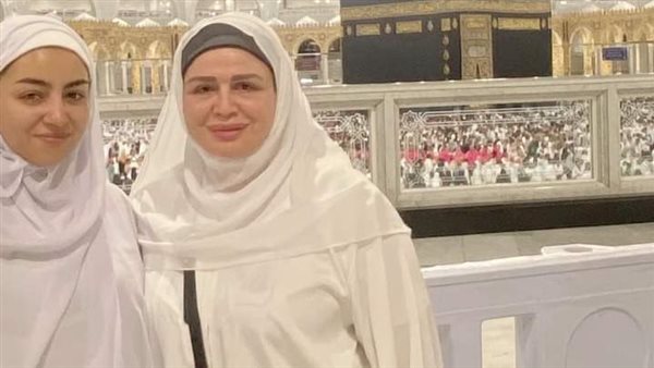 الهام شاهين وابنة