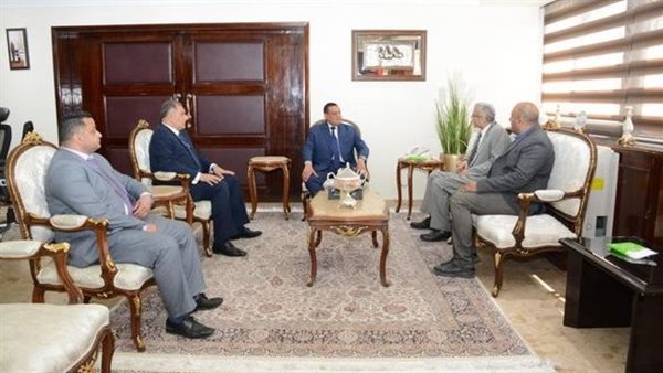 وزير التنمية المحلية