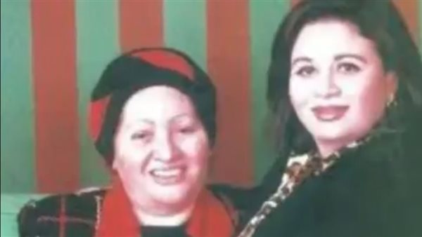إلهام شاهين ووالدتها