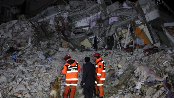 أثار الزلزال