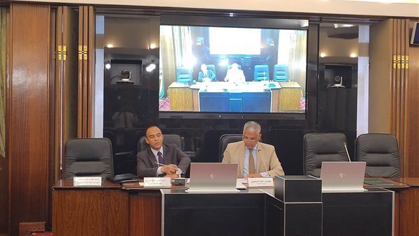 لجنة الإدارة المحلية