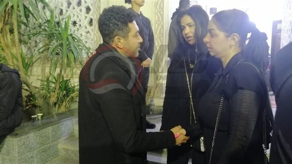 عزاء والدة محمد عز