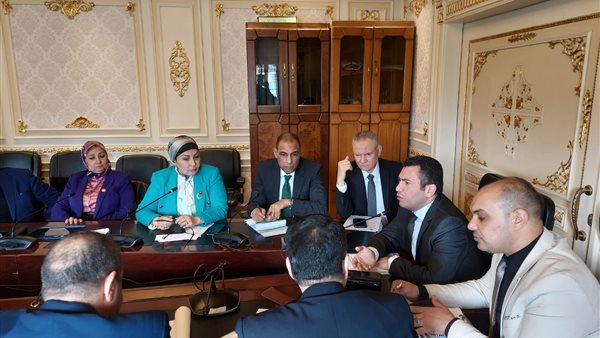 اجتماع لجنة الصناعة