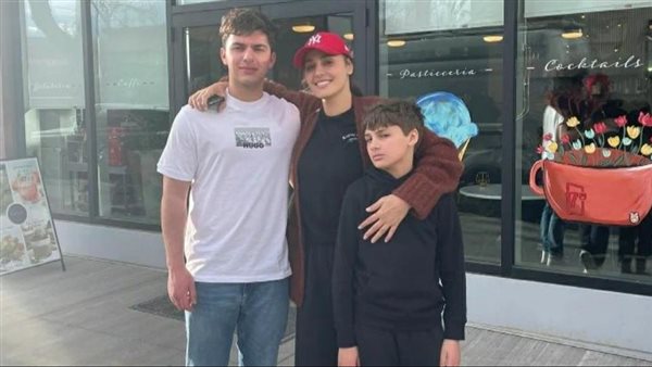 حلا شيحة وأبنائها