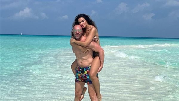 نادين نجيم وخطيبها