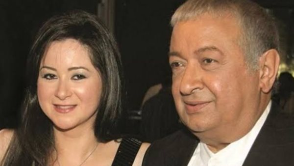 مي نور الشريف ووالدها