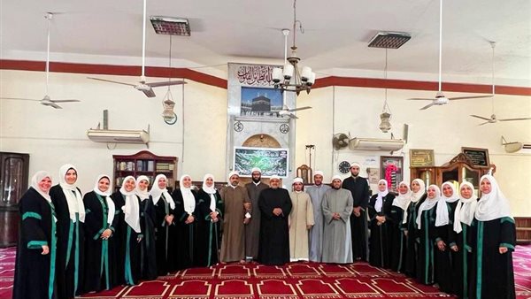 وزارة الأوقاف تسير