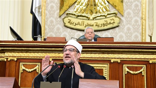 وزير الأوقاف أمام