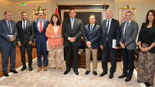 وزير التنمية المحلية