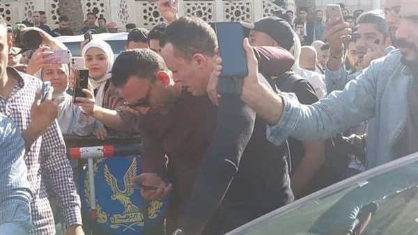 مصورتي جنازة مصطفى