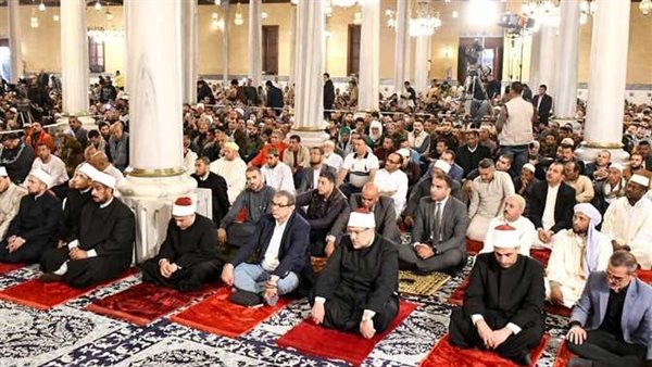 صلاة الجمعة من مسجد