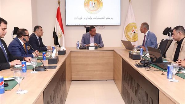 وزير التنمية المحلية