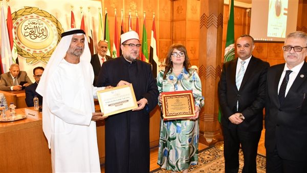 تكريم وزير الأوقاف